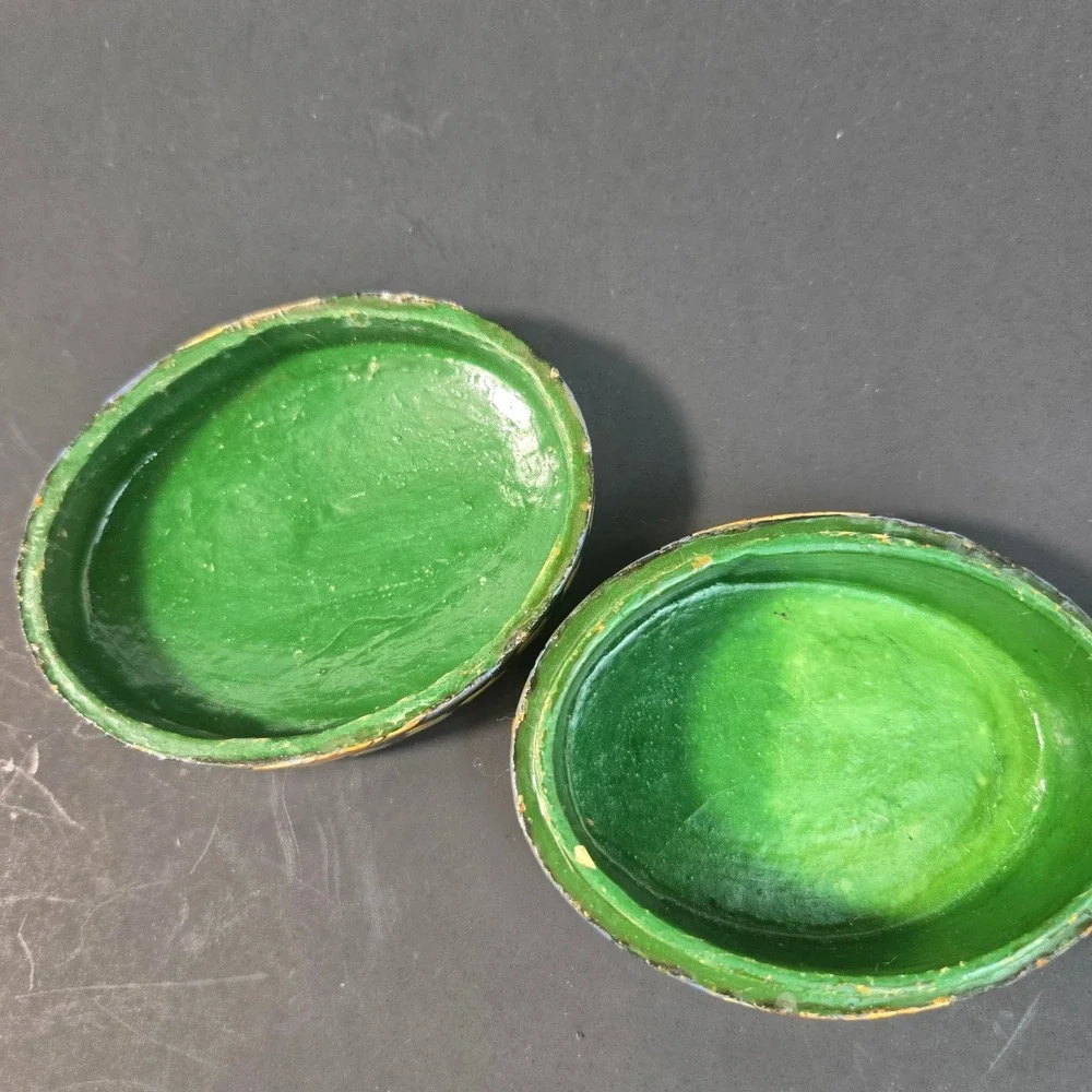 Vintage Hand Painted Lacquer Papier Mache Bird Trinket Box Folk Art Oval Green